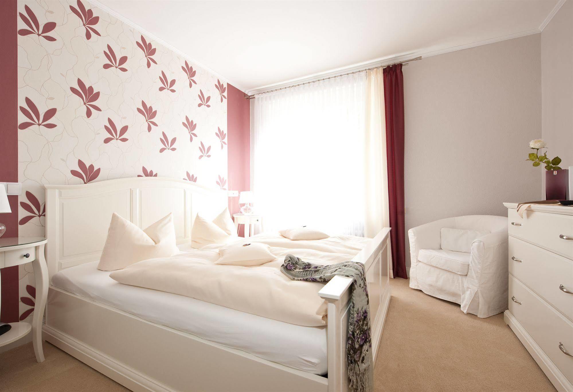 Boutiquehotel Das Haus Am Walde Bad Bevensen Exterior photo